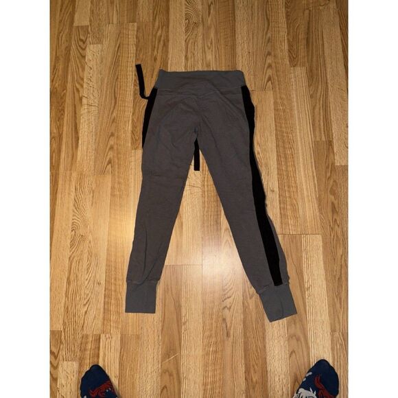 BCG Heather Grey Jogger Pant Size Small Athletic Pocket Black Strip Athletic - Picture 8 of 8